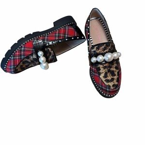 Betsey Johnson Harlowe Pearl Plaid Leopard Platform Loafers Size 7.5 NWOB